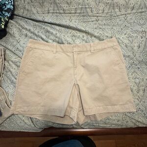 Tommy Hilfiger Khaki Shorts Classic Style
